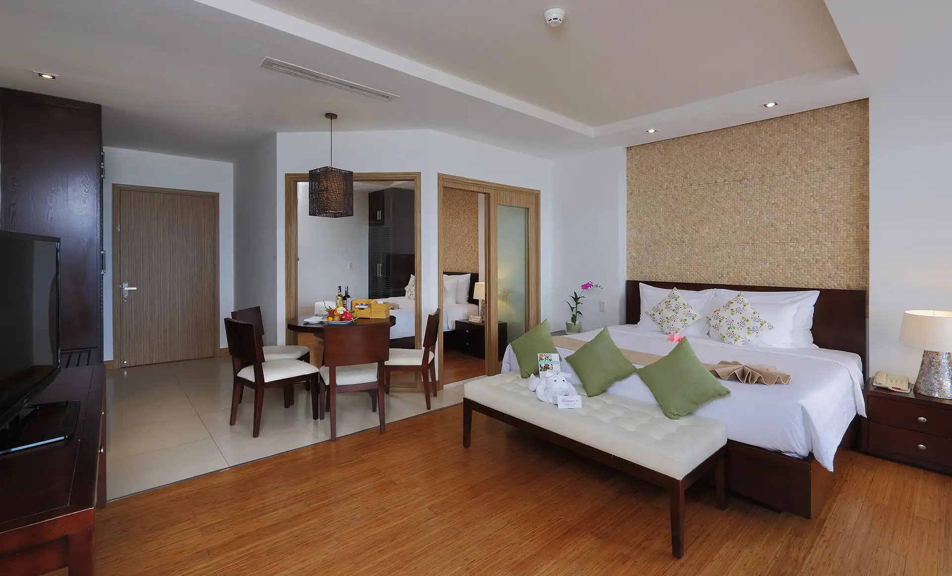 2d1n & 1 Set Menu - Terra 2 Bed