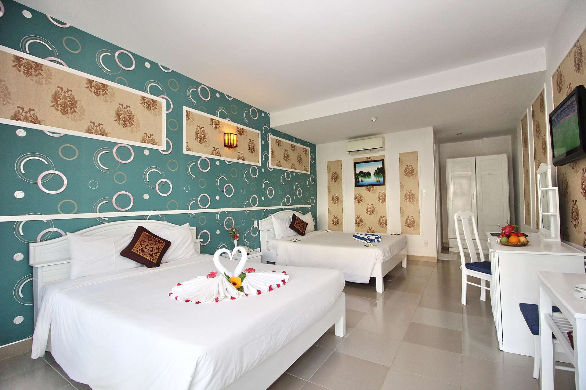 Deluxe Double Or Twin