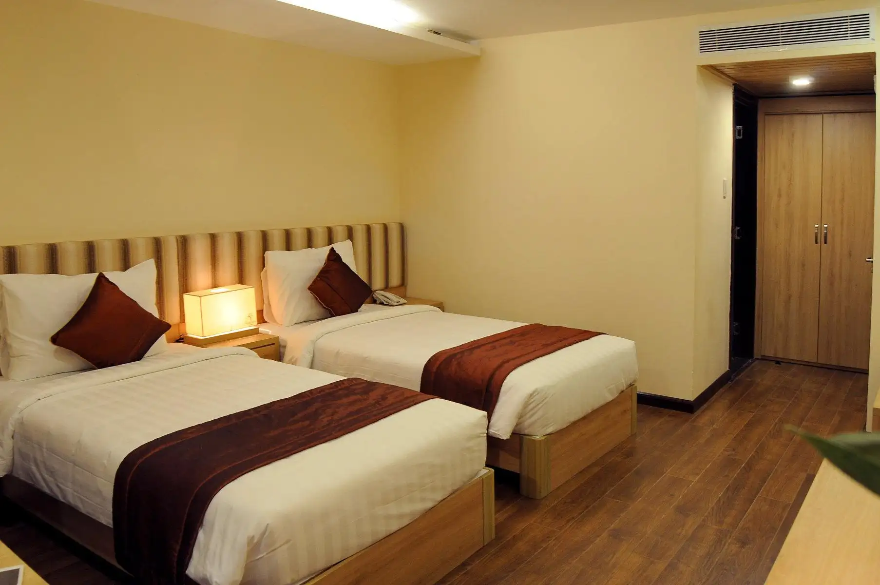 Deluxe Twin Bed With Balcony