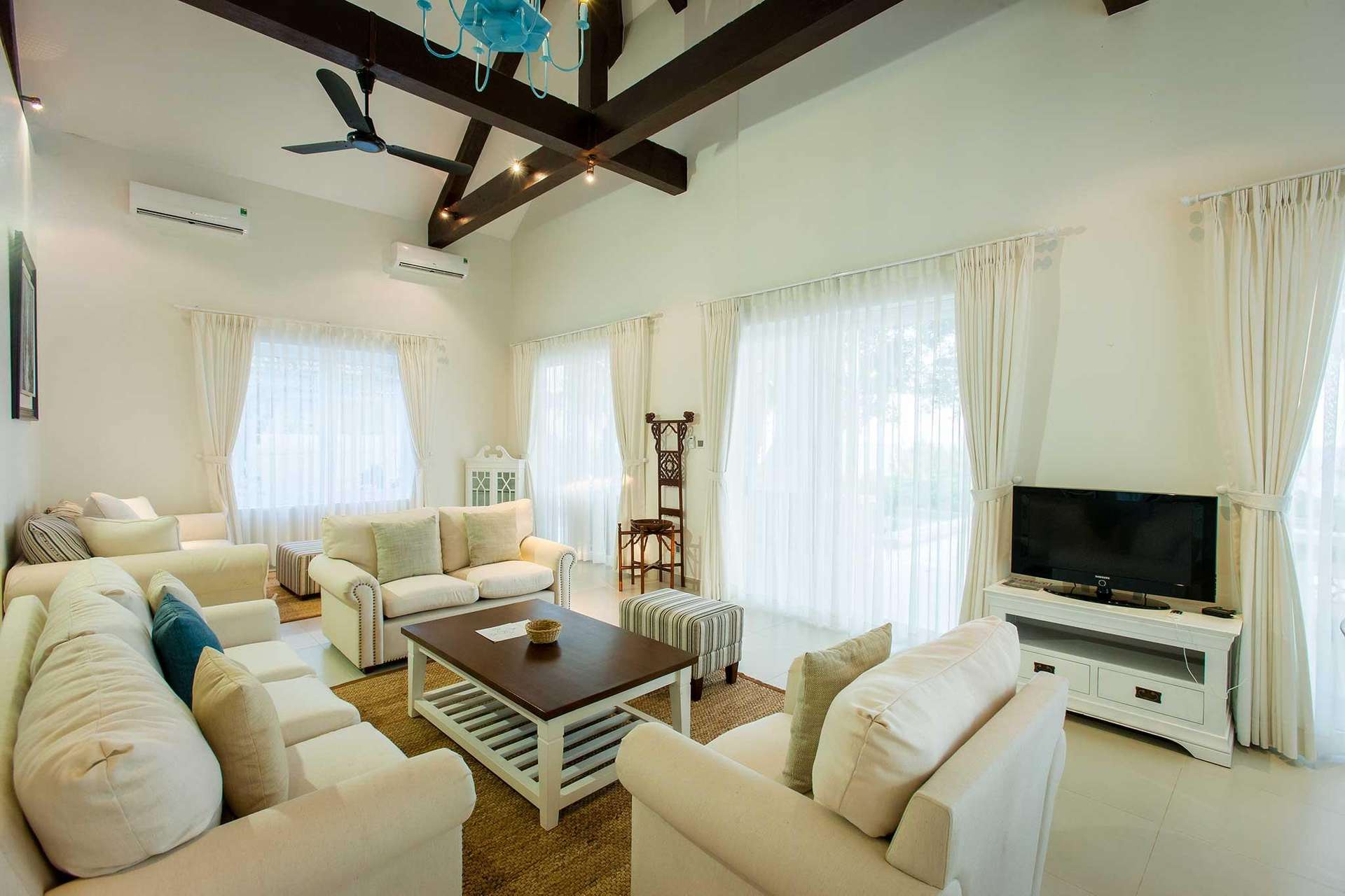 Three-bedroom Villa Private Pool