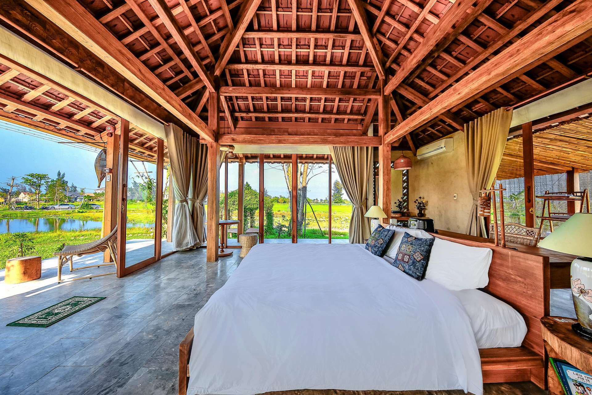 Villa Anh - 11 Bedrooms