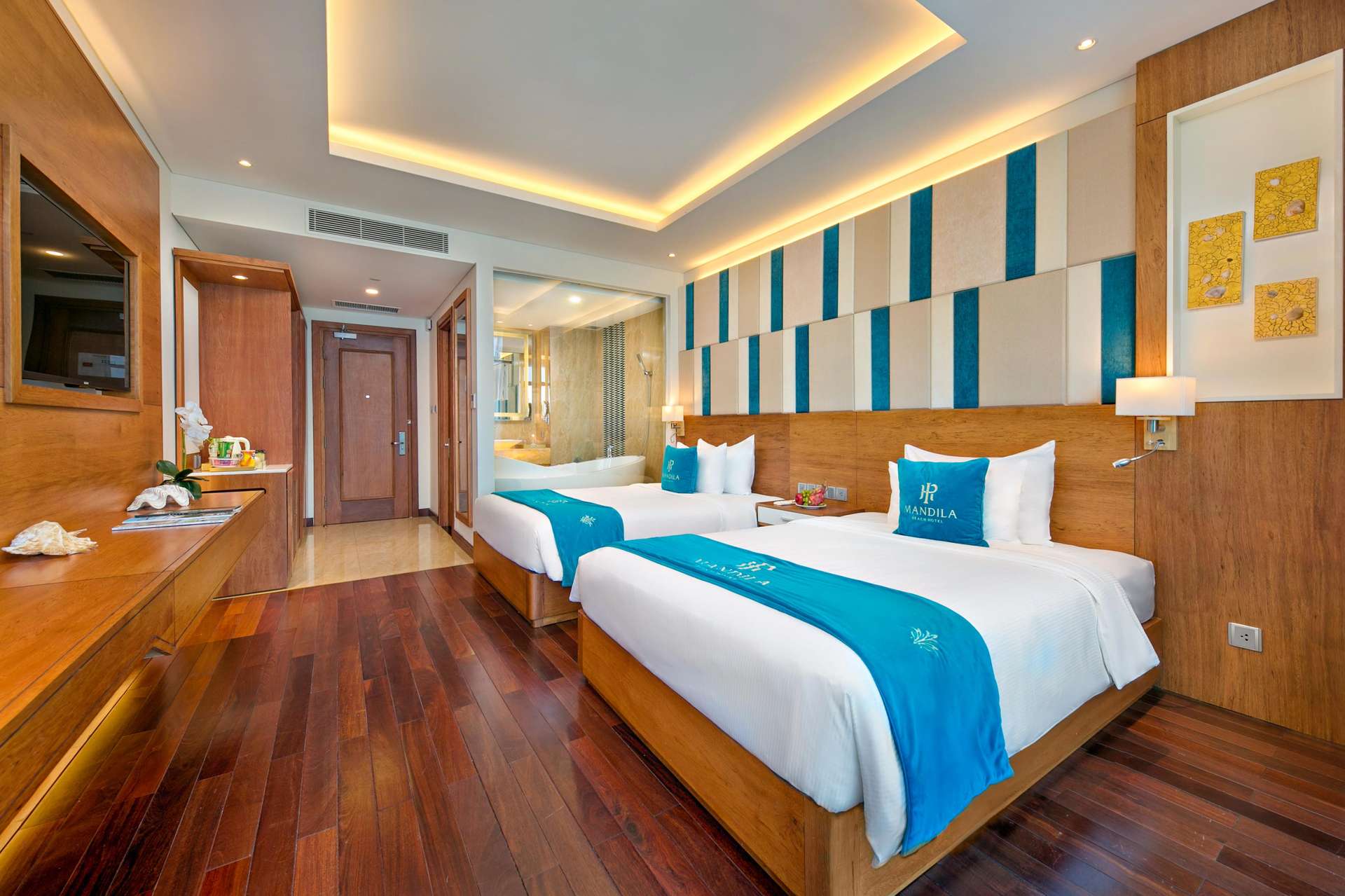 Deluxe Twin With Balcony