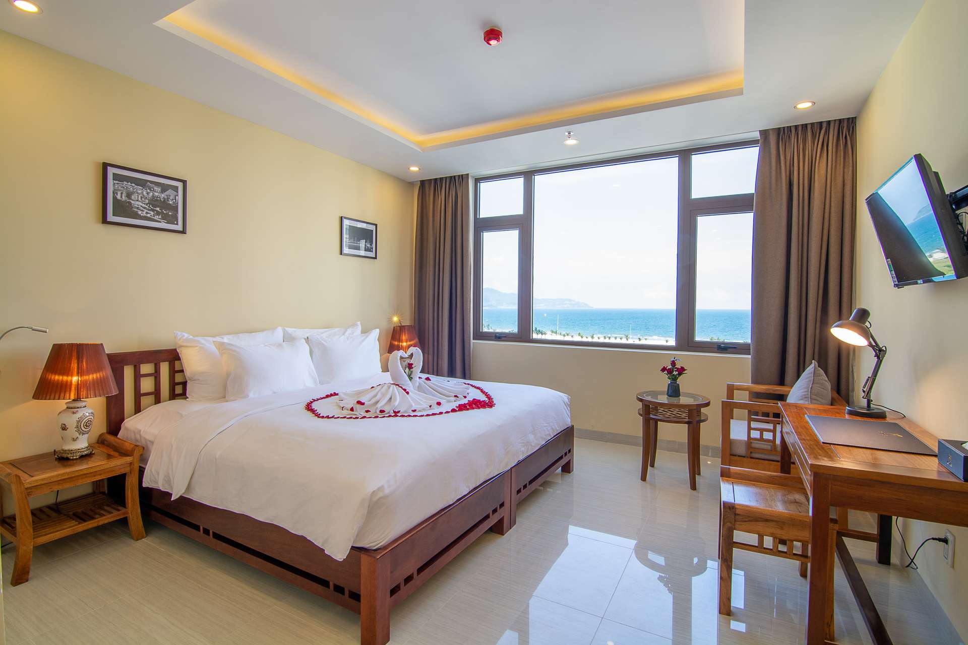 Deluxe Double Or Twin