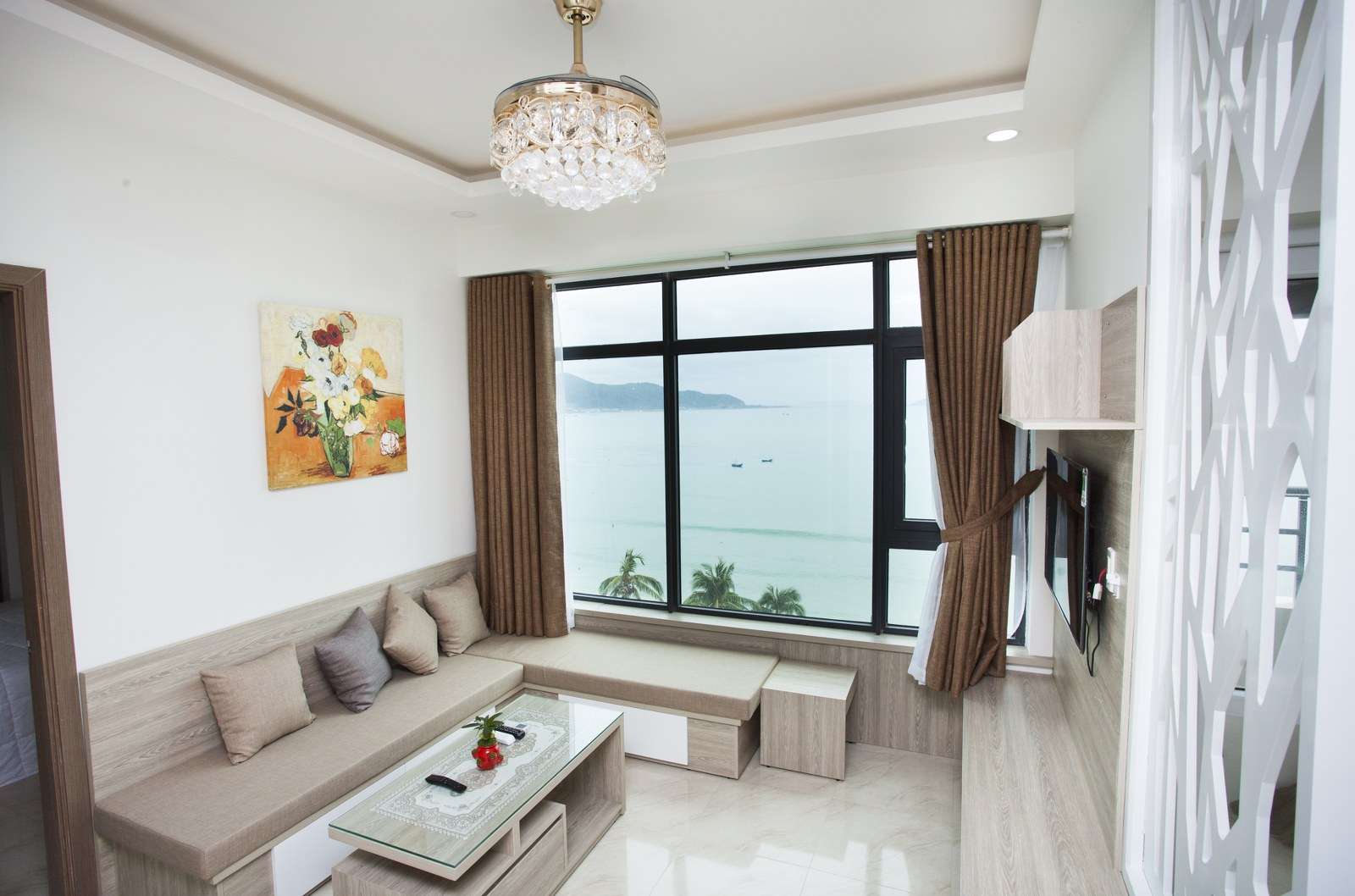 2 Bedrooms - Luxury Apartment