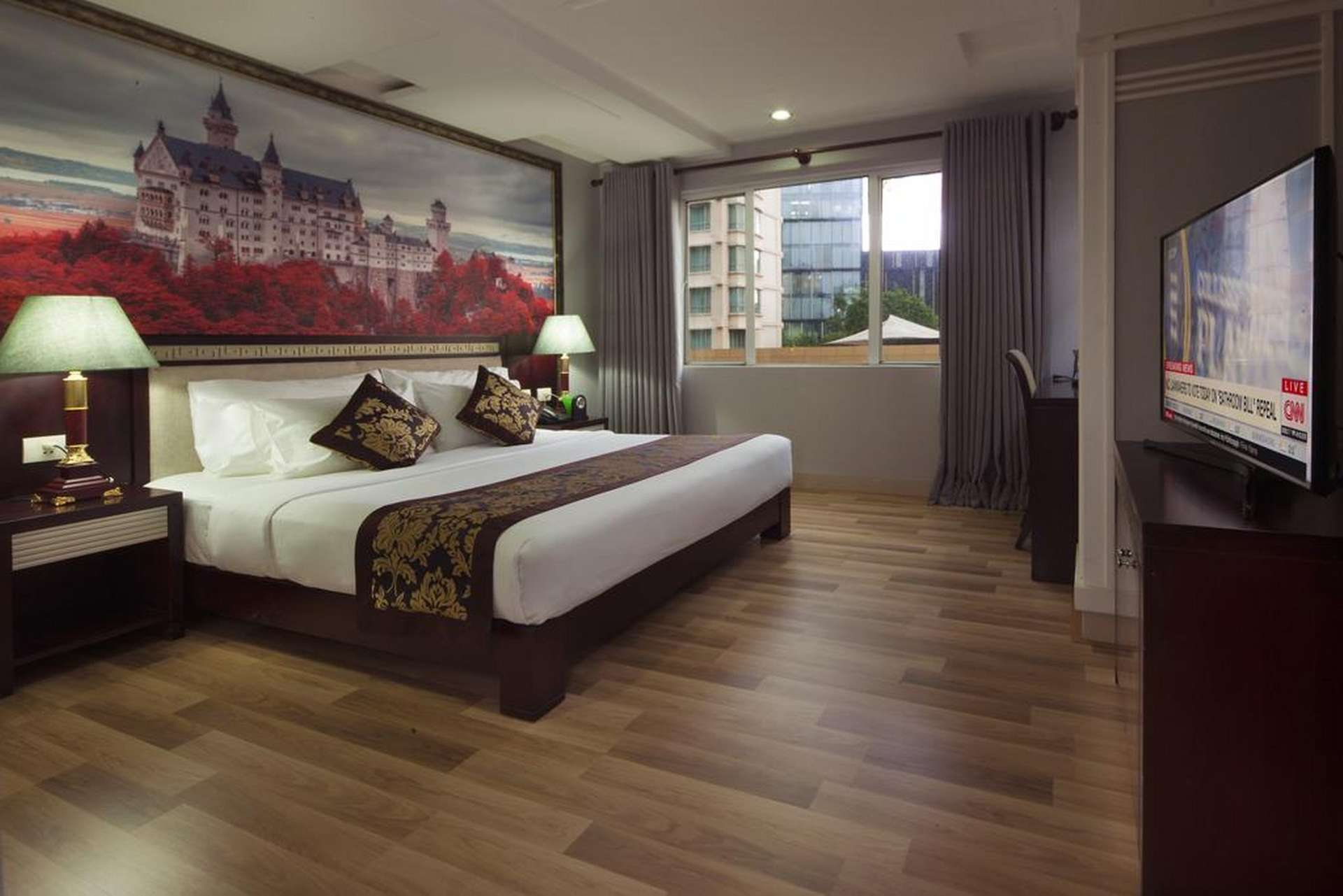 Suite King With Sofa & – Executive