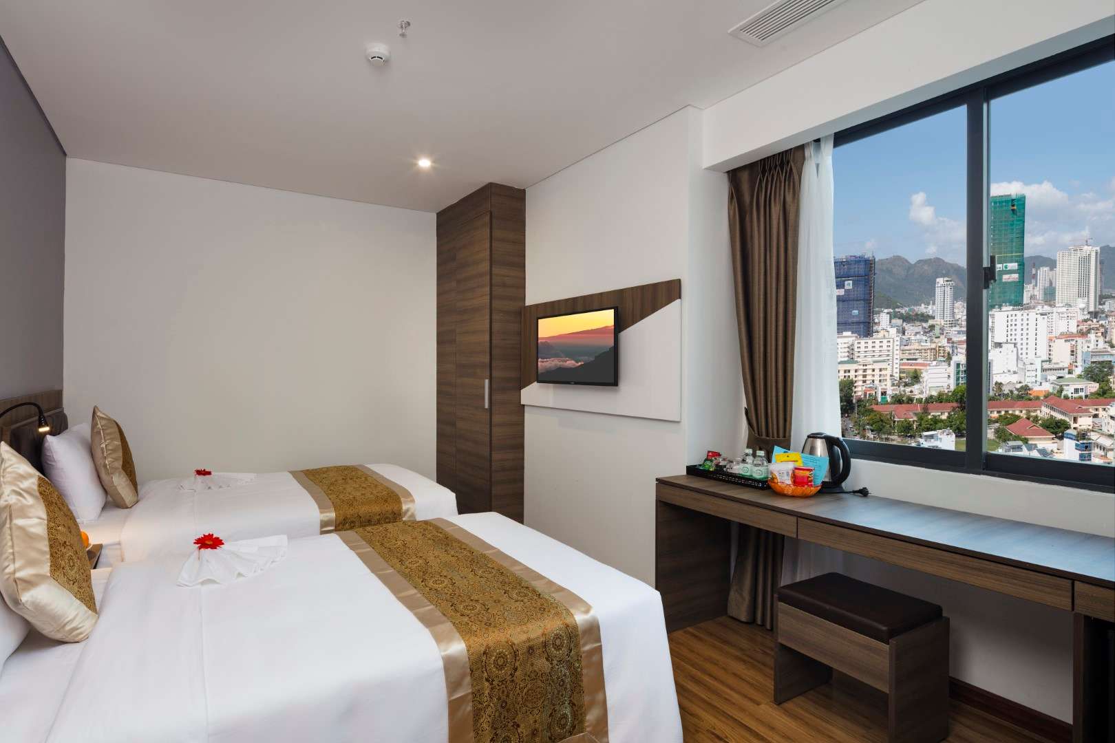 Superior Twin/ Double