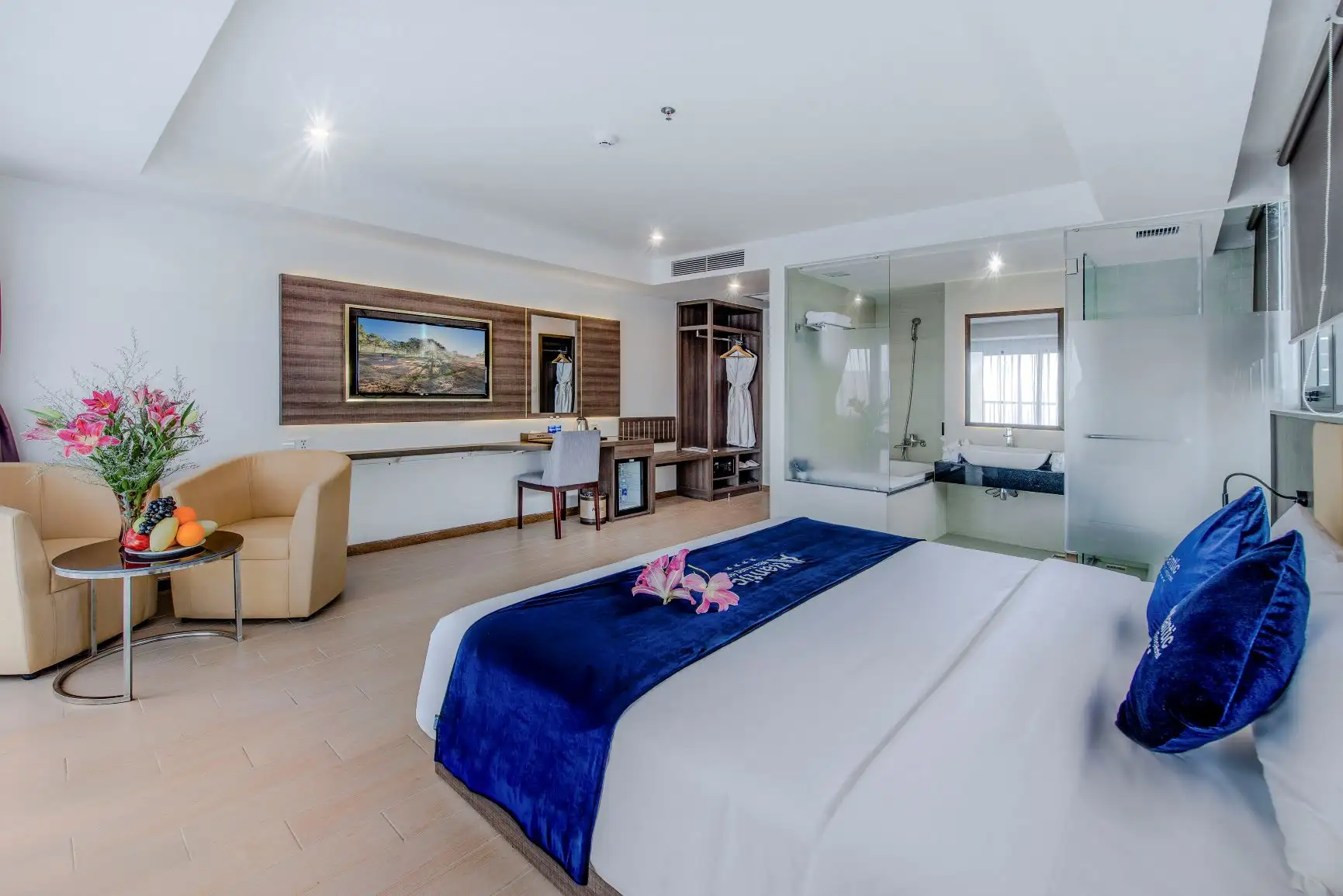 Senior Deluxe With Balcony