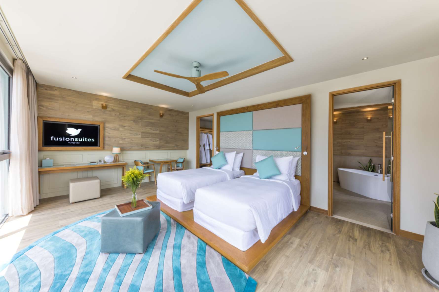 Fusion Deluxe Suite Twin