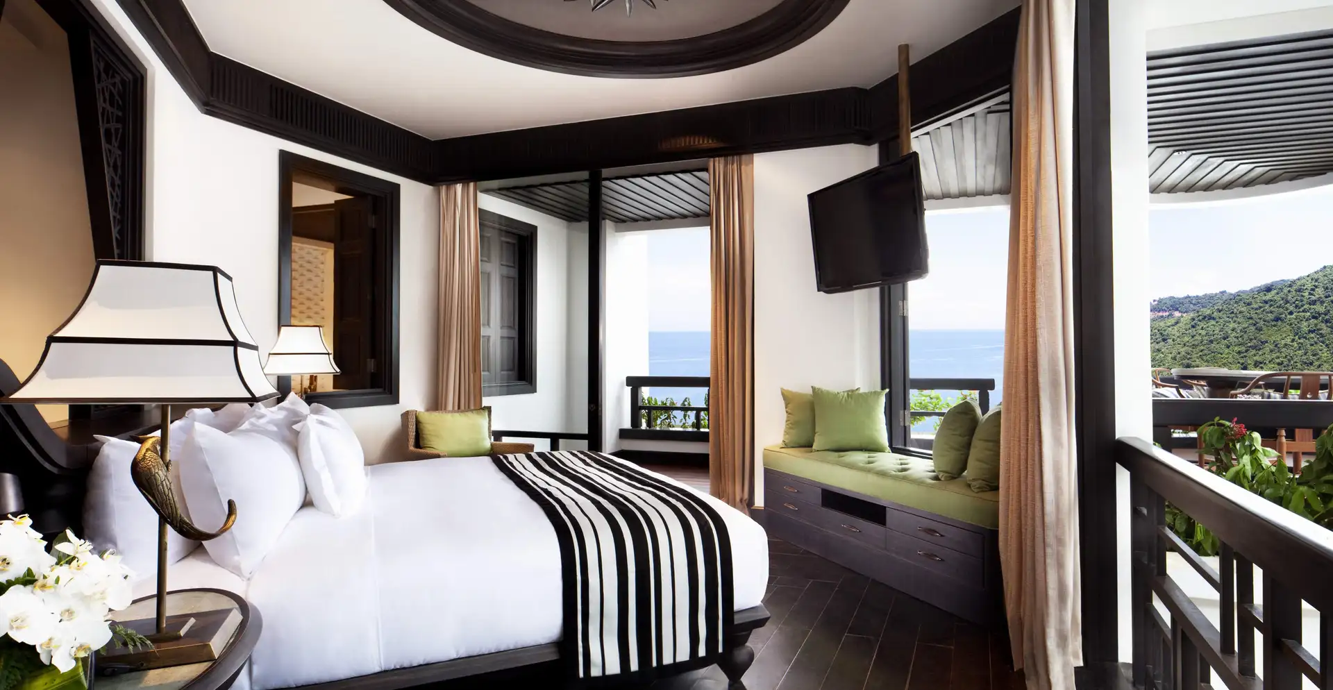 1 King Suite Terrace